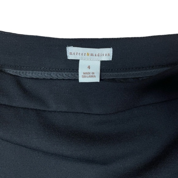 Mercer & Madison Black Asymmetrical Mini Skirt with Zipper Detail - Size 4 - Picture 4 of 9